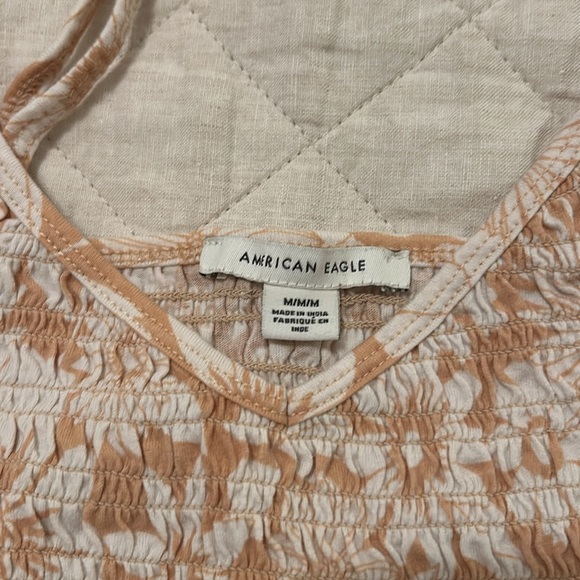 American Eagle ruched floral crop top - Picture 2 of 4